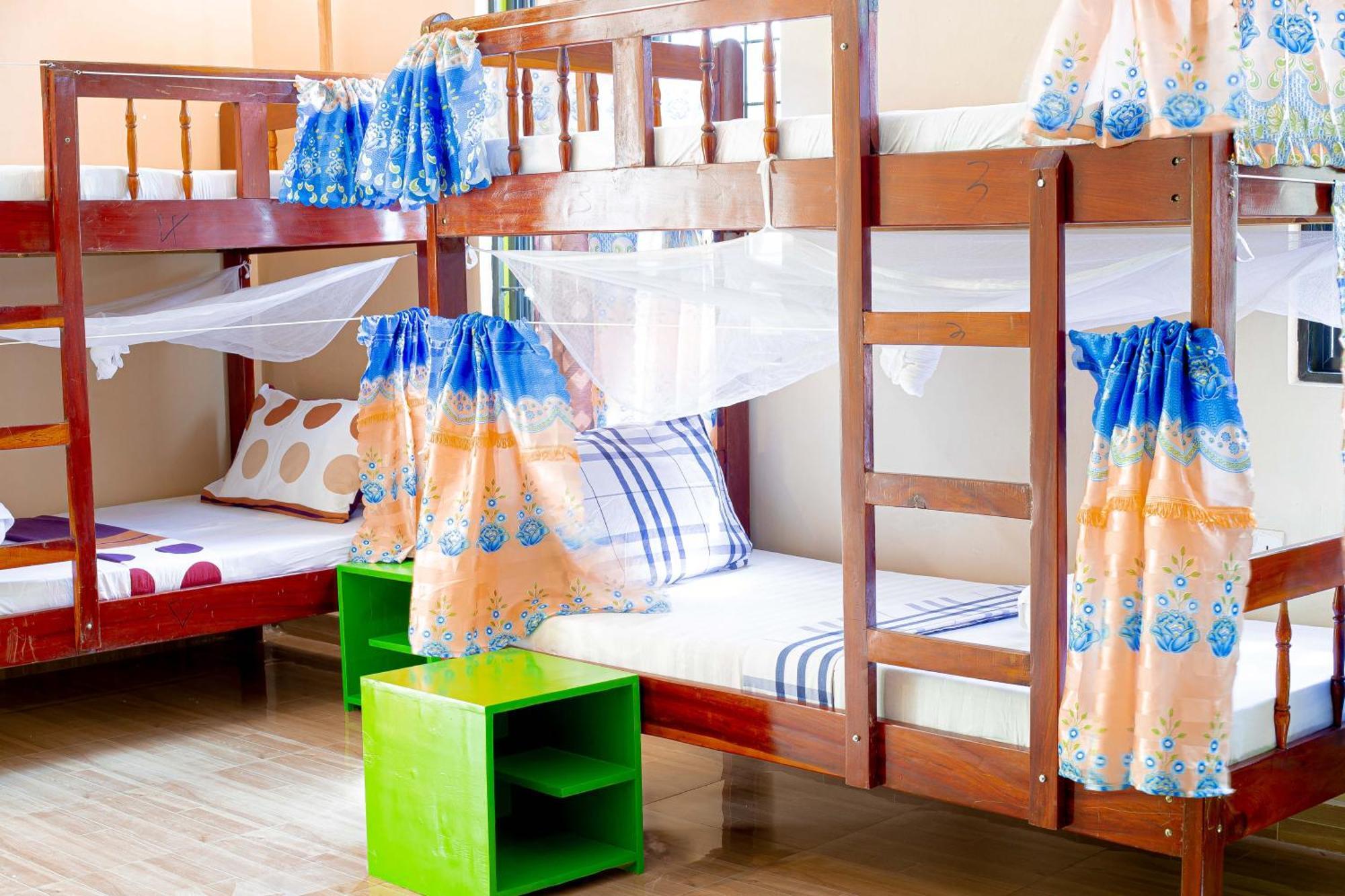 L&J Modern Backpackers Bnb Dar es Salaam Exterior foto