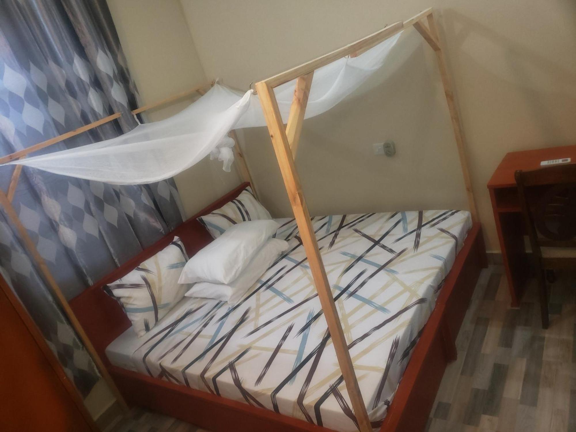 L&J Modern Backpackers Bnb Dar es Salaam Exterior foto
