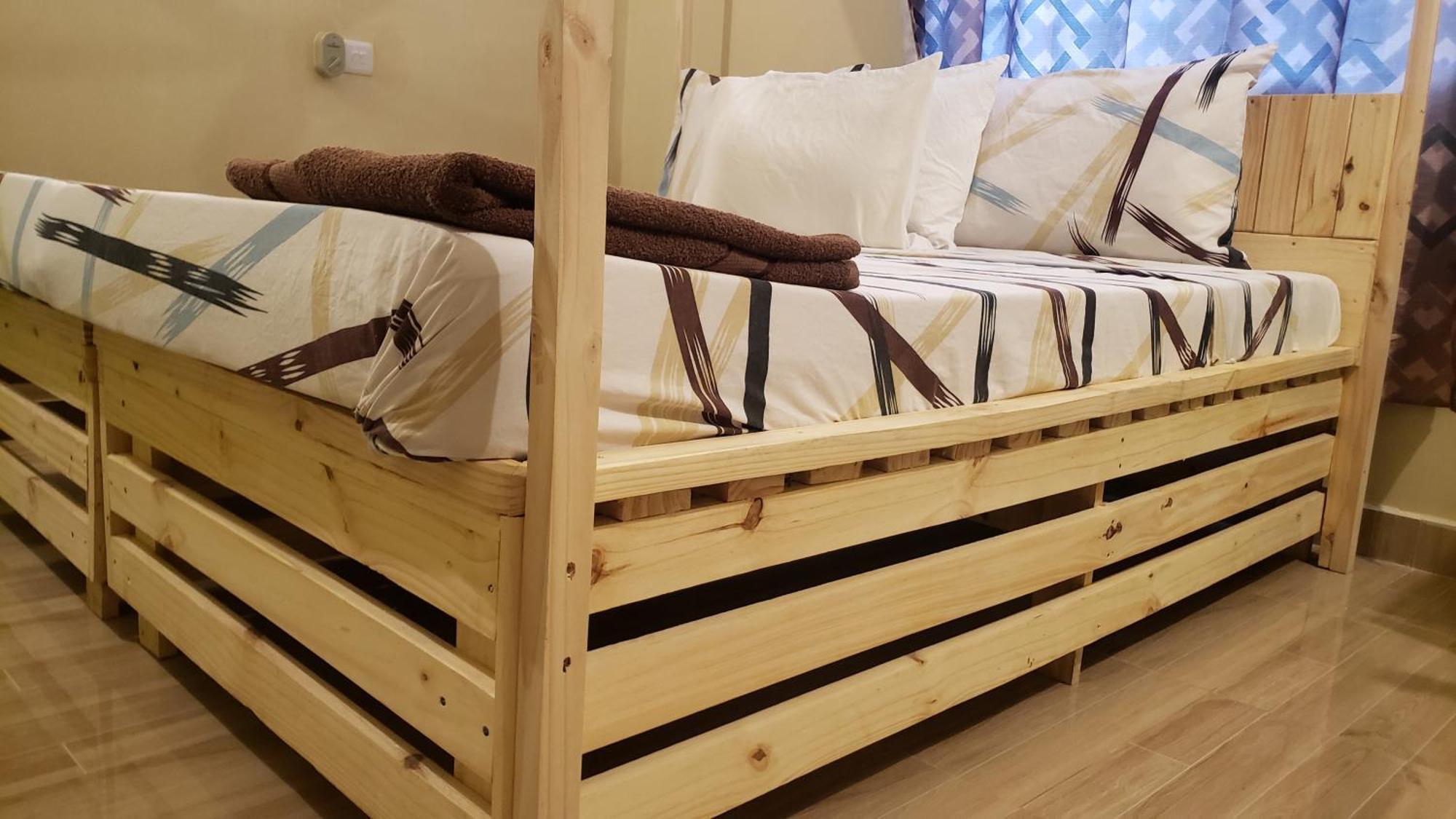 L&J Modern Backpackers Bnb Dar es Salaam Exterior foto