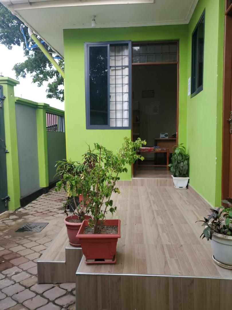 L&J Modern Backpackers Bnb Dar es Salaam Exterior foto